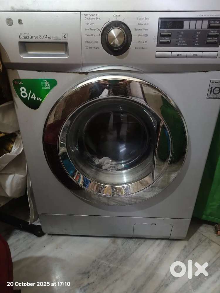 Fully Automatic Front loading with Dryer