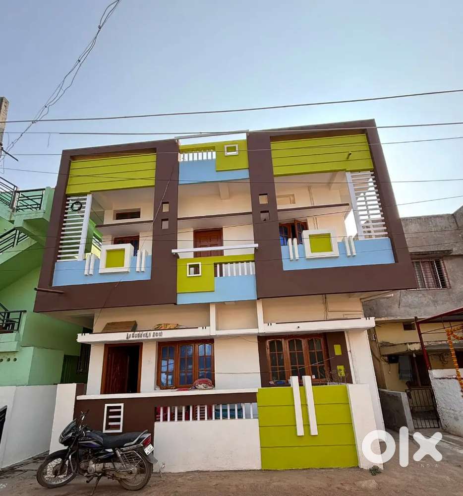 Near highcourt biddapur colony g+1with rental income 18000