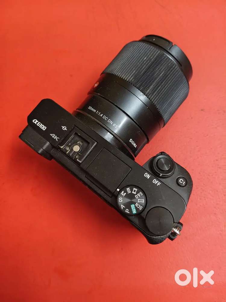 Sony a6100+16-50 (f3.5-5.6)+sigma 30mm f1.4