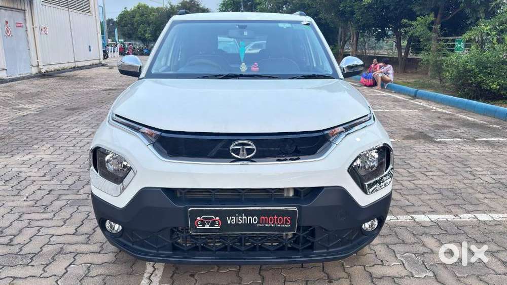 Tata Punch 1.2 Revotron Accomplished Camo AMT, 2022, Petrol