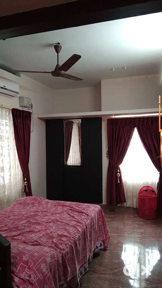 FULLY FURNISHED 1 BHK AC HOUSE FOR DAILY RENT AT EAST FORT