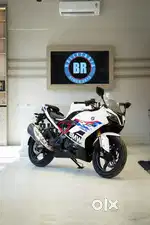 BMW G 310RR white  colour