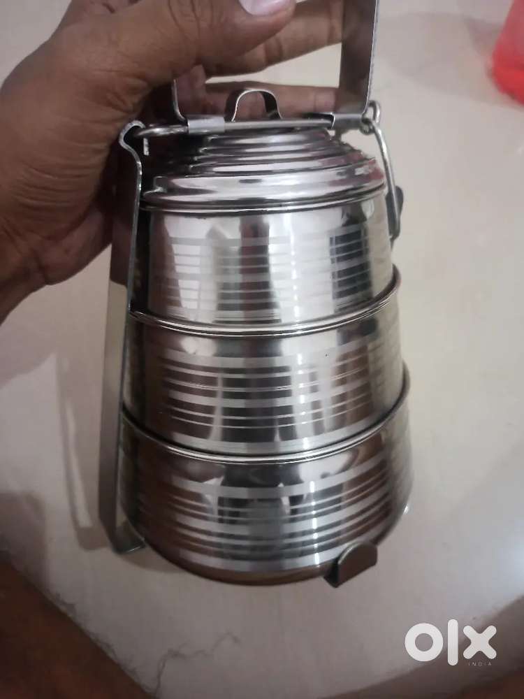 Office Tiffin