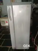 second hand used fridZes available in good working condition.