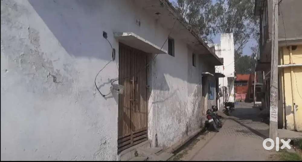 200 gaj godown available on monthly rental