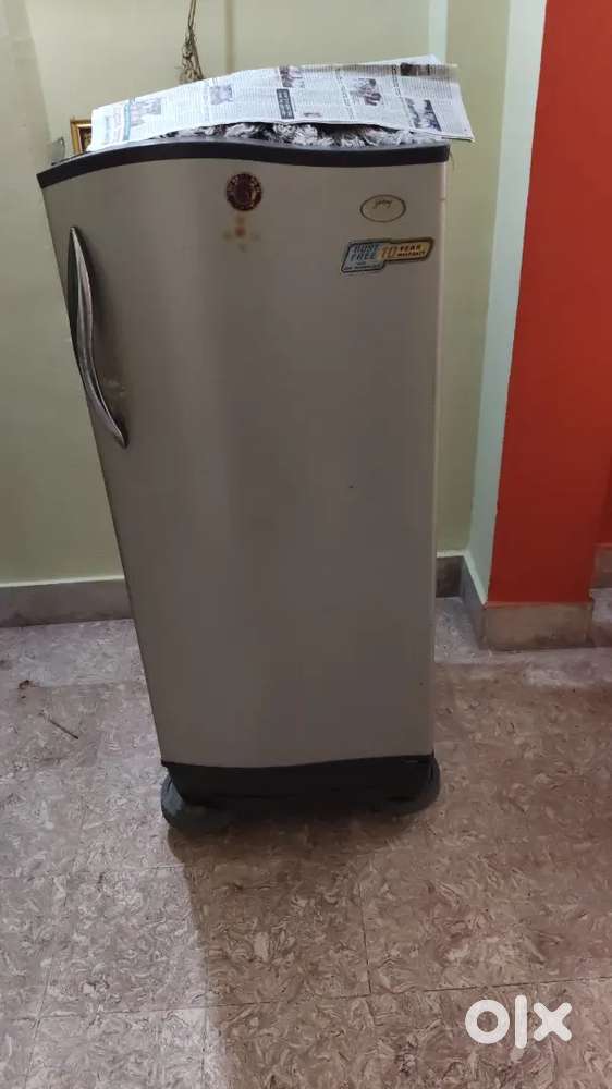 fridge and washing machine for sale