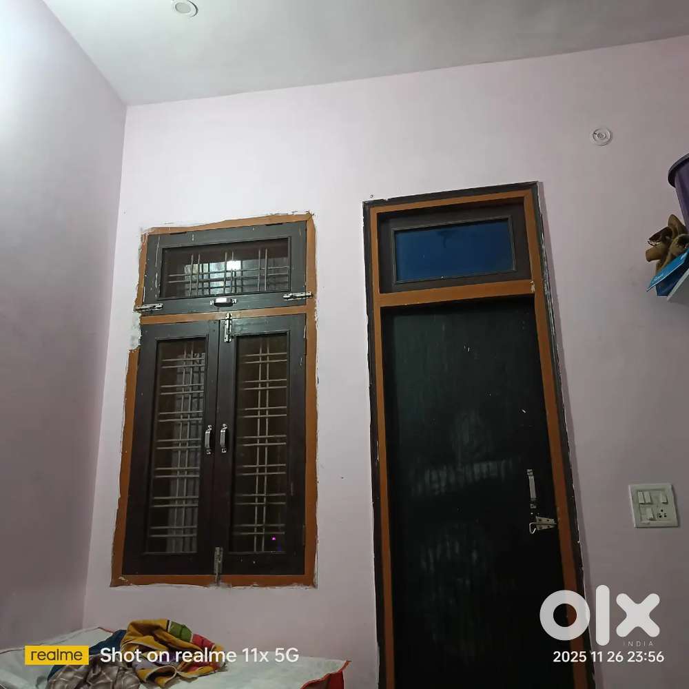 Room only small family ya girls