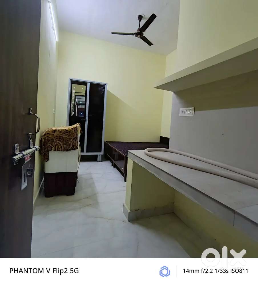 Brand new pg in balongi near gurudwara gate no 1 rent 7k security 3k
