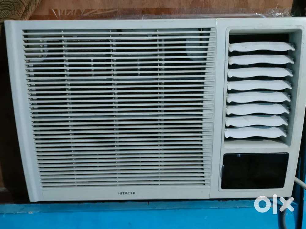 New condition Hitachi AC 1.5 Ton