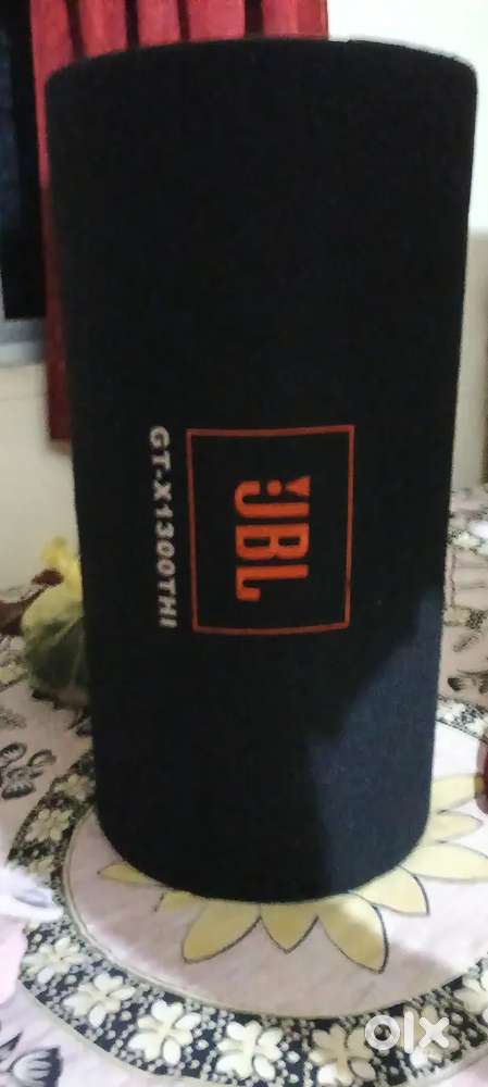 Basstube JBL 1300