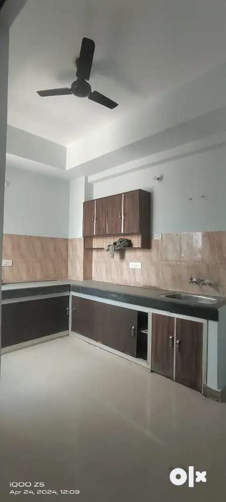 Ravi Properties 3 Bhk Flat For Rent In Apartment On road Sundarpur