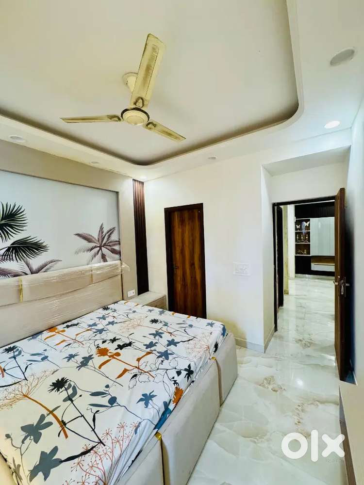 Semi furnished 2bhk flat with all ..amenities available, Ready to Move