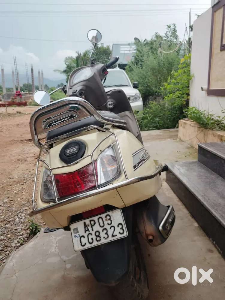 TVS JUPITER CLASSIC