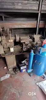Lathe machine 4.5 ft