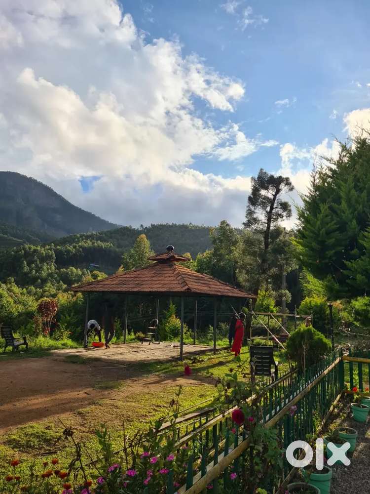 Family Job vaccancy in resort