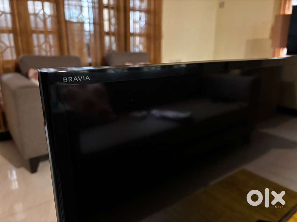 Sony Bravia - 32 inches LED TV