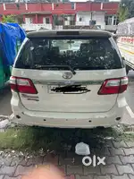 Toyota Fortuner 2011-2016 4x4 MT, 2010, Diesel