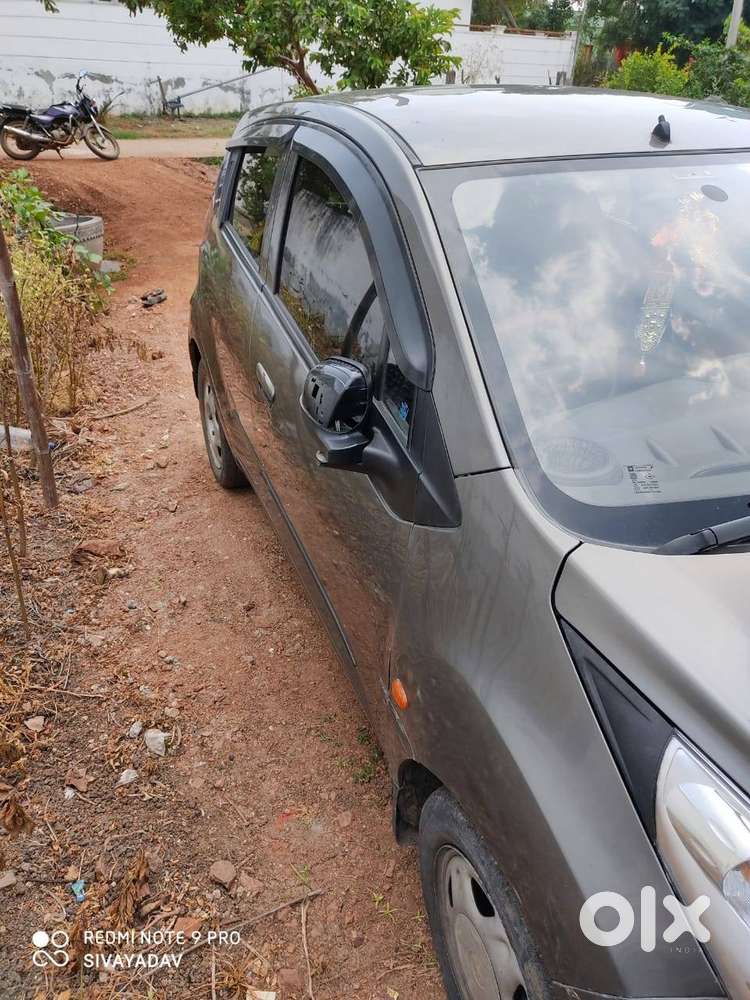 Halting car driver