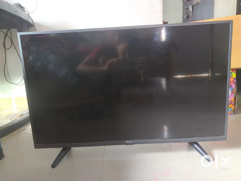 Onida TV 32 inch
