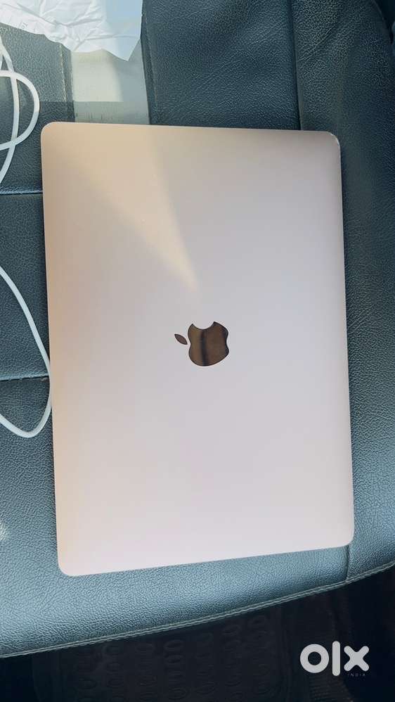 Apple Air M1 8/256 rose gold Laptop