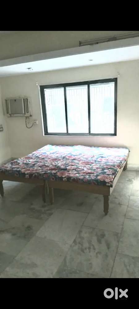 P g house for boys