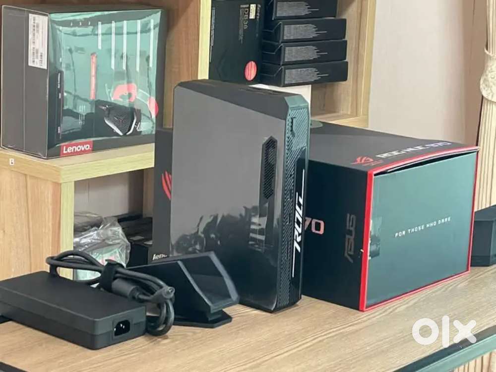 ASUS ROG NUC 970 Mini Desktop Computer - Ultra 9 185H - RTX 4070