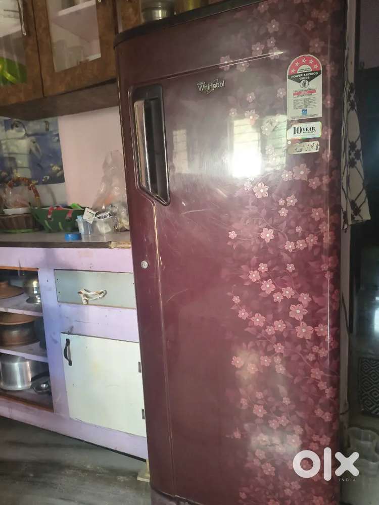Refridgerator