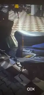 Scooter TVS PEB
