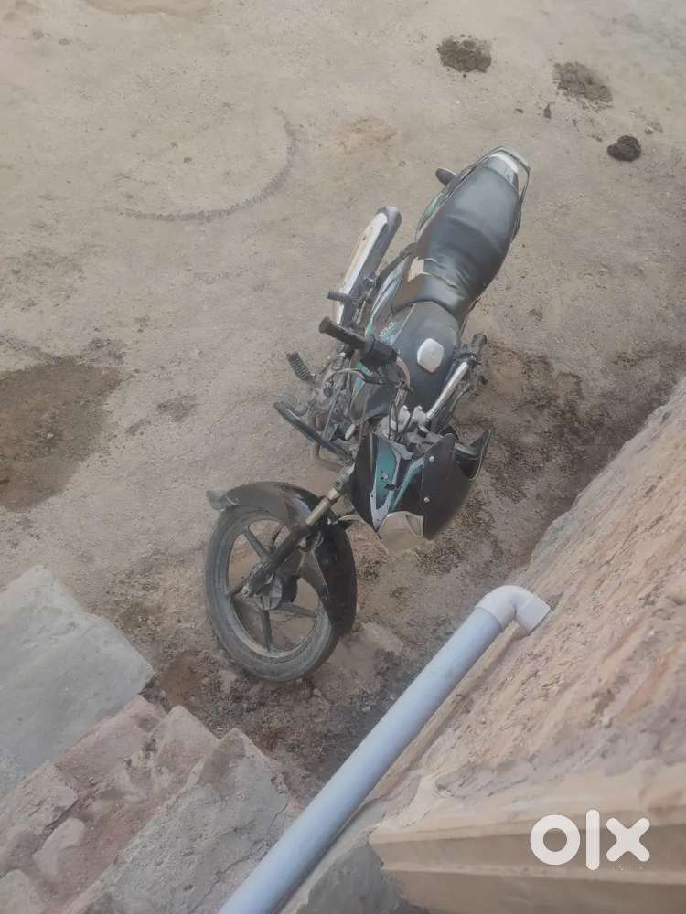 Discover 100cc arjent sell 15000/-