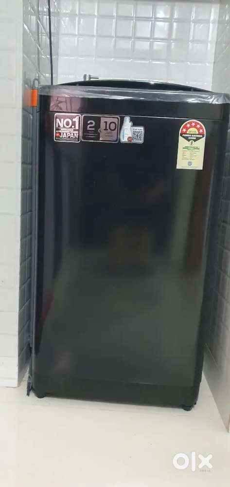 Almost new washing machine - Excellent condition.