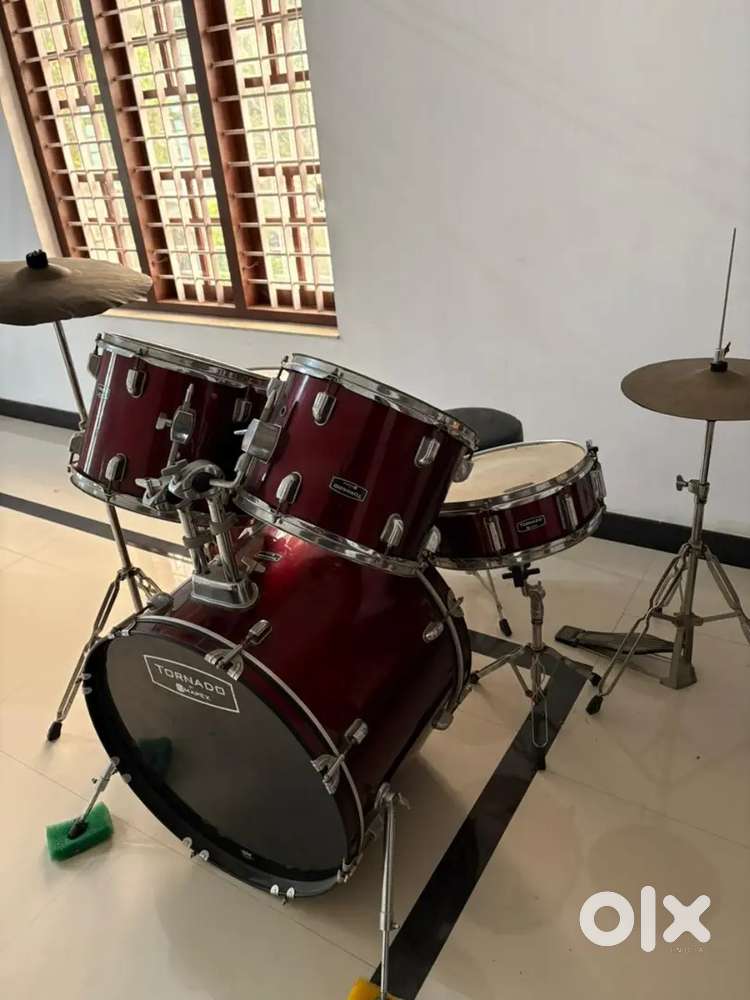 Drum set for indoor and outdoor usage