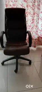Office chair brown homecentre