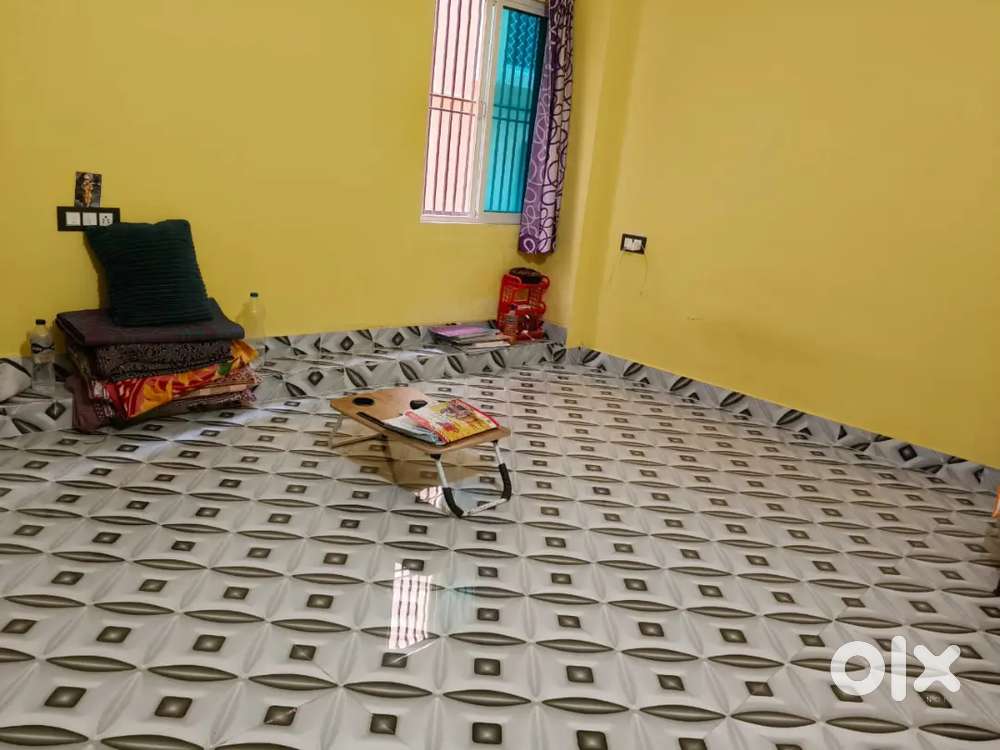 Sharing room for working women
