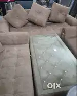 7 Setter Sofa Set With Glass Table