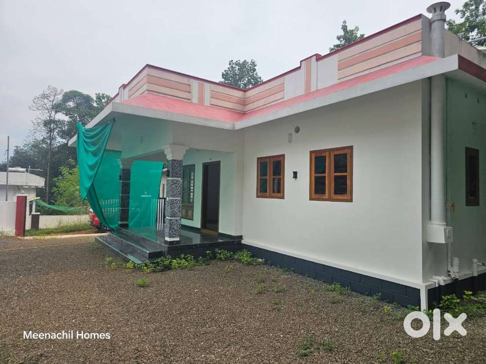പാലാ - പ്രവിത്താനം റോഡിൽ , ചുരുങ്ങിയ വിലയിൽ സൂപ്പർ വീട്