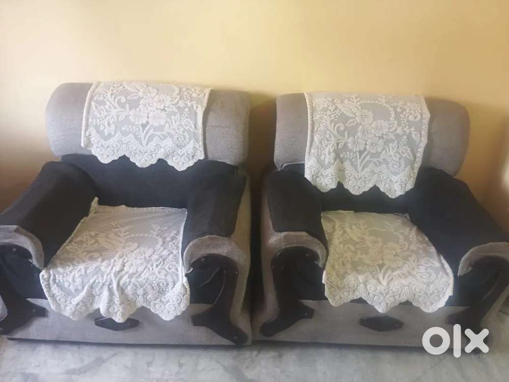 Sofaset 3 seater 1piece Single seater 2 piece