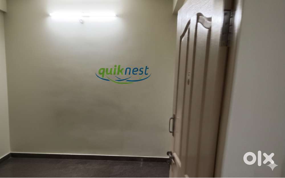 2 BHK Semi-Furnished Apartment for Lease in HSR Layout – North Facing