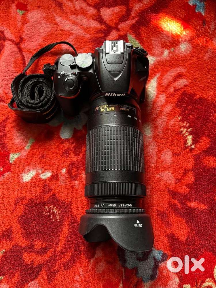 NIKON 3500D with 70-300 lens