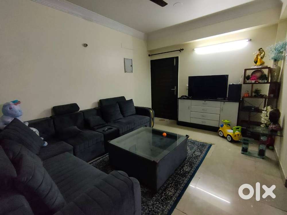 Express Zenith 3BHK for rent