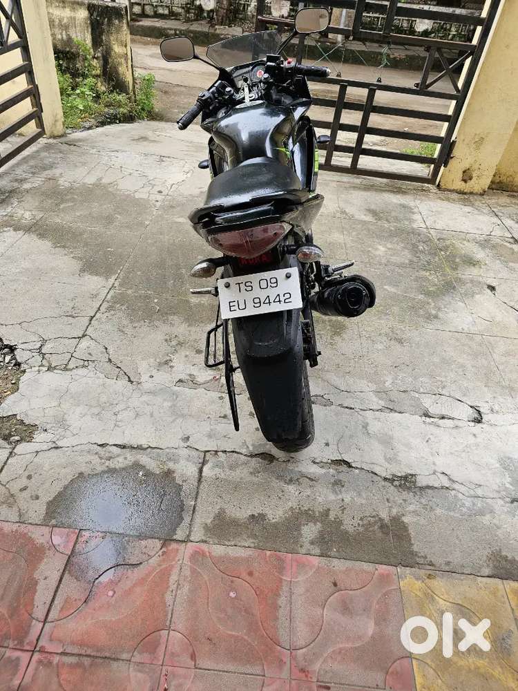 YAMAHA YZF-R15S BSIV