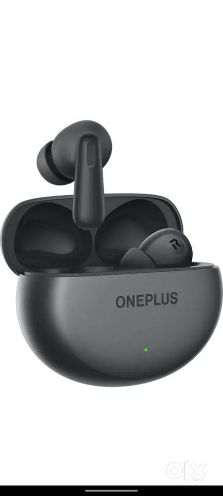 Earbuds only 1 month old