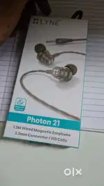 LYNE earphone