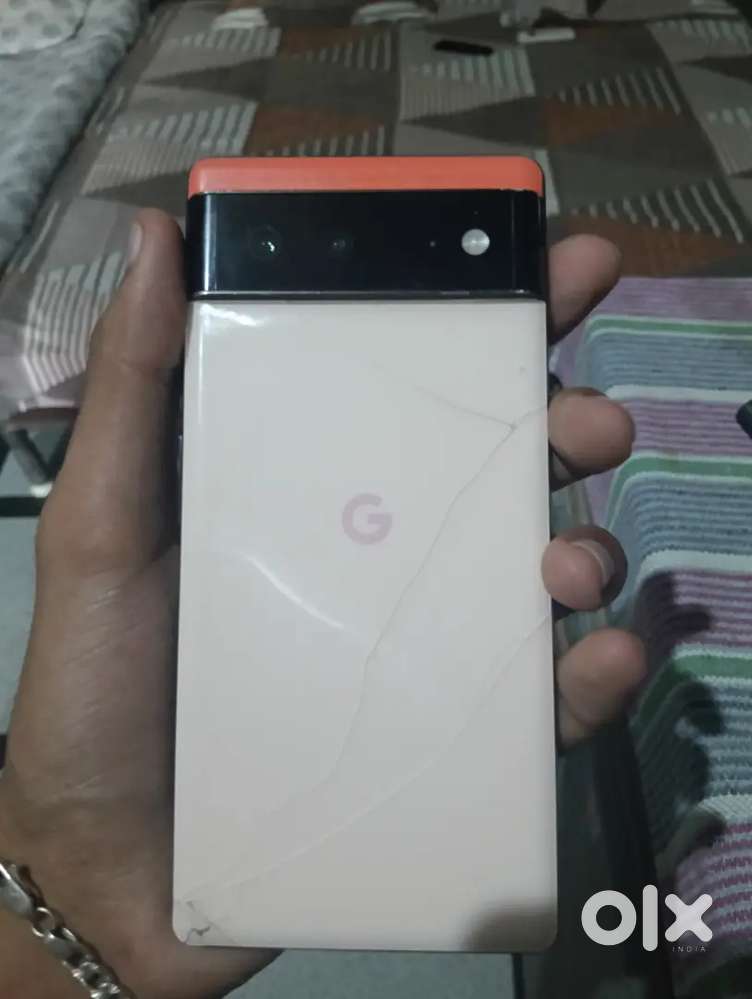 Google pixel 6 5g  back glass damag 16 update all original device