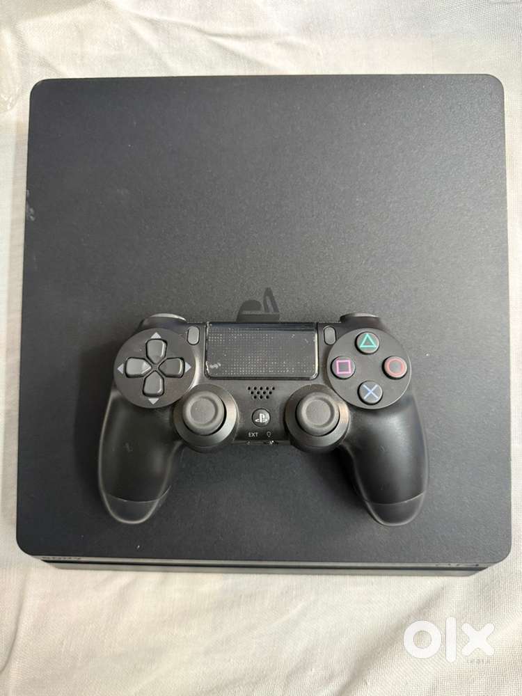 Ps4 slim 1 TB