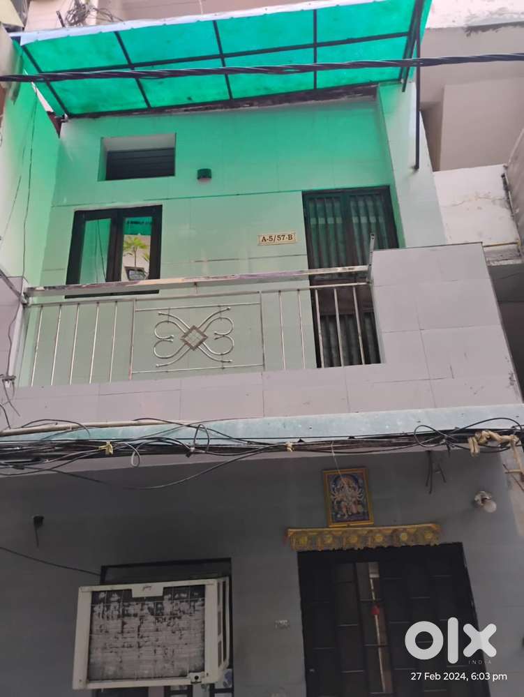 1.5 BHK Appartment in Paschim Vihar