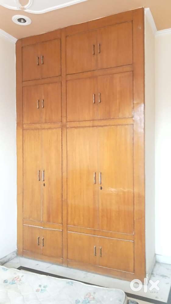 A first floor is for rent in sec-8 in Rs. 14,000/- only.