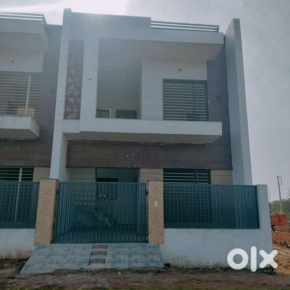 3bhk double story independent house for sale Sec 115 Gulmohar city