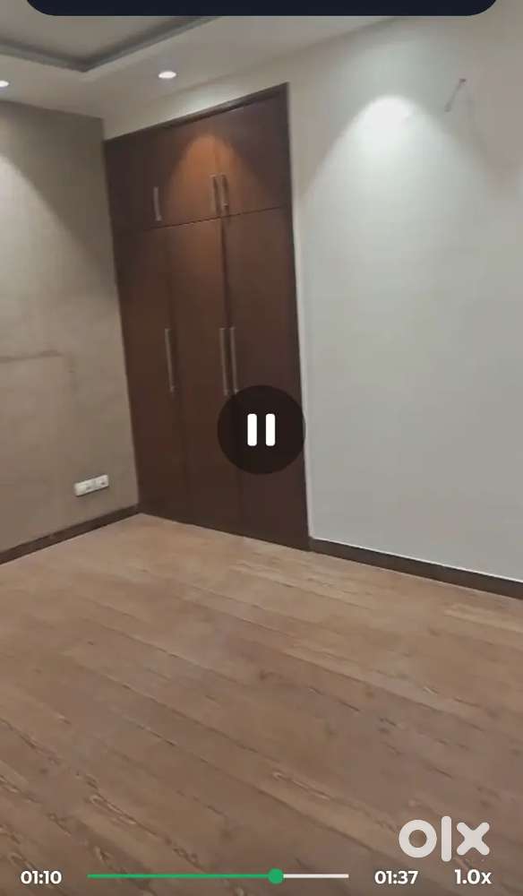 FREEHOLD Area200 gaj 3bhk with 3 attached Washroom