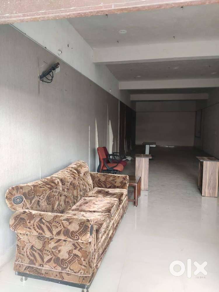 Show Room on Lower Ground Floor