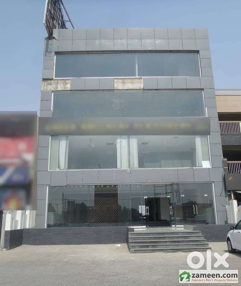 400,500,600,1500 ect sqft for rent available in palakkad town